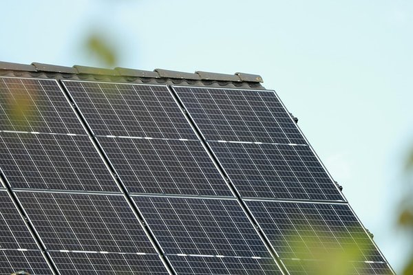 Panneau solaire photovoltaïque : votre guide vers l'autonomie